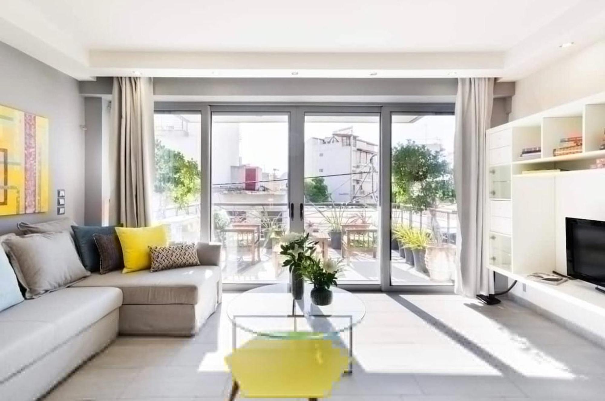 Stylish Boutique Loft With Private Balcony Apartament Ateny